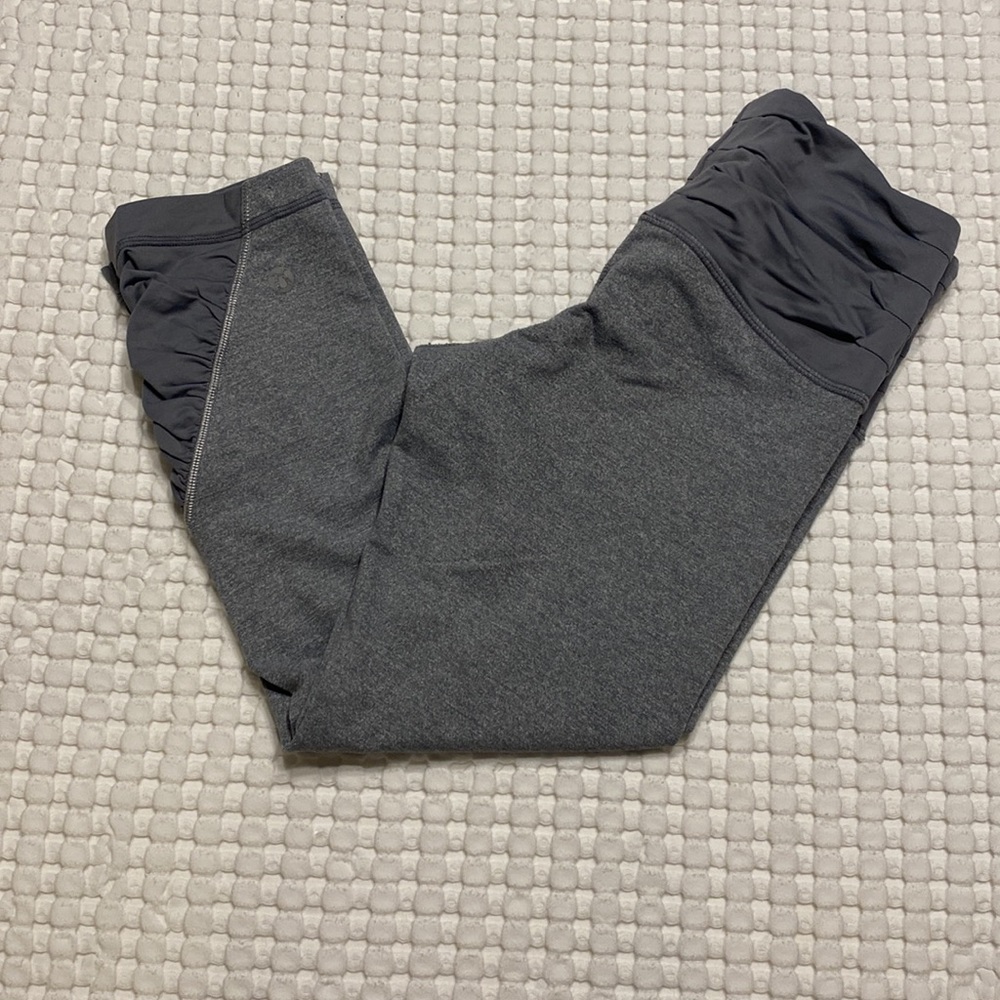 Lululemon capris